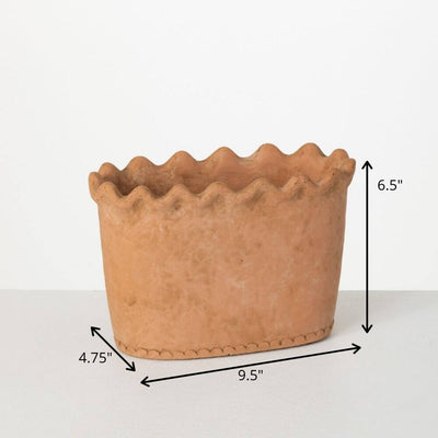 Scalloped Edge Garden Pot, Terracotta
