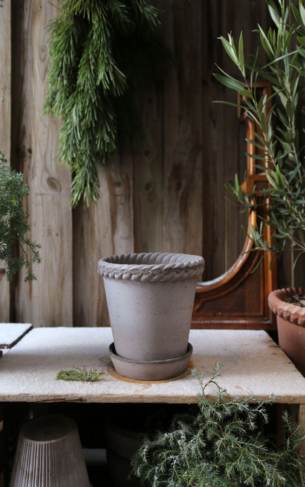 Bergs Potter – Bast Brothers Garden Center