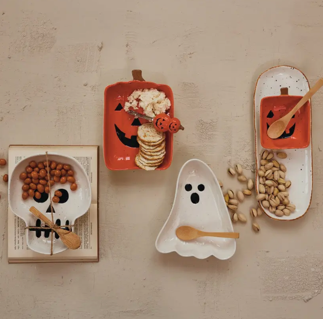 Stoneware Ghost Plate w/ Spoon