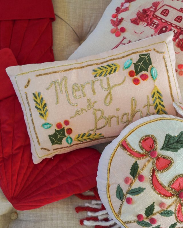 "Merry & Bright" Cotton Lumbar Pillow