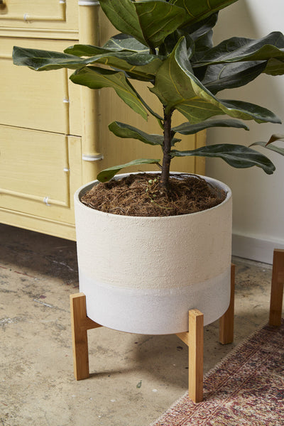 White Calvia Pot with Stand, 10"