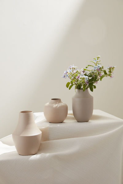 Piedmont Tan Budvase, Small
