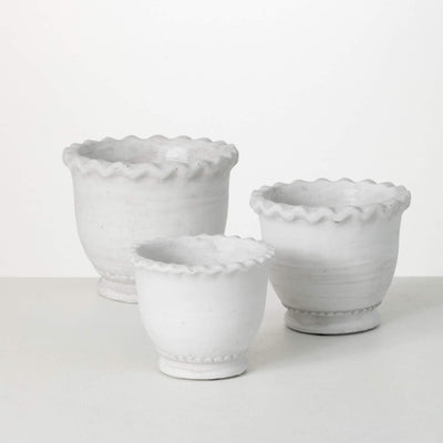 White Scalloped Edge Pot, 6"