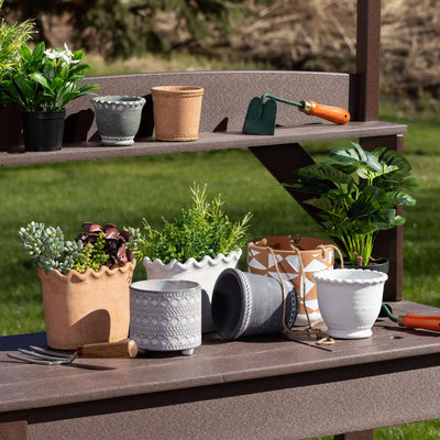 White Scalloped Edge Pot, 6"
