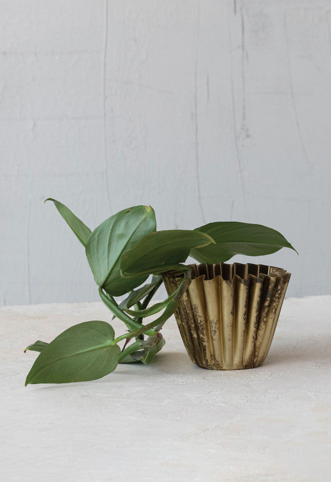 Fluted Metal Planter, Brass Finish, 4"
