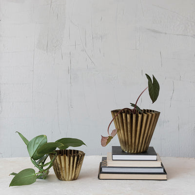 Fluted Metal Planter, Brass Finish, 4"