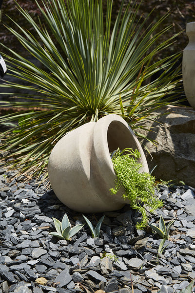 Terracotta Balos Planter, 9"
