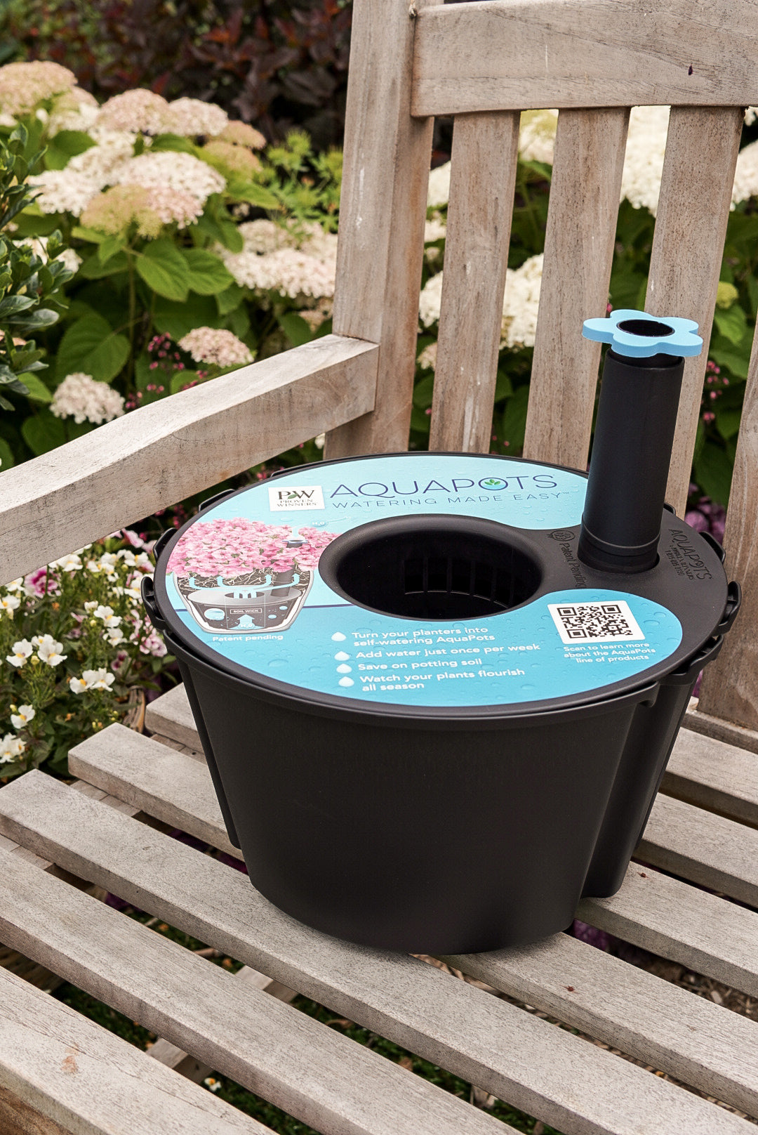 self watering insert for planter box PW AquaPots® Lite Insert